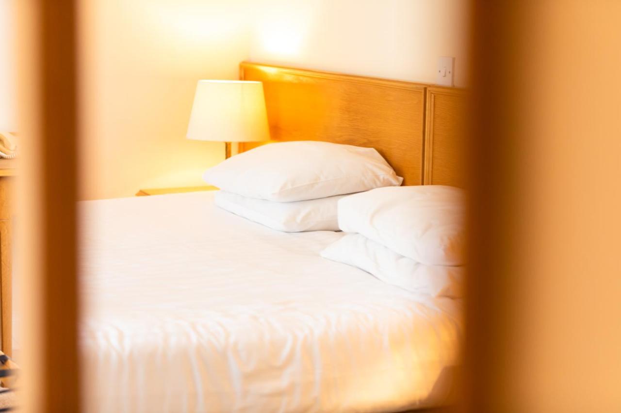 Green Hotel Кінросс Екстер'єр фото